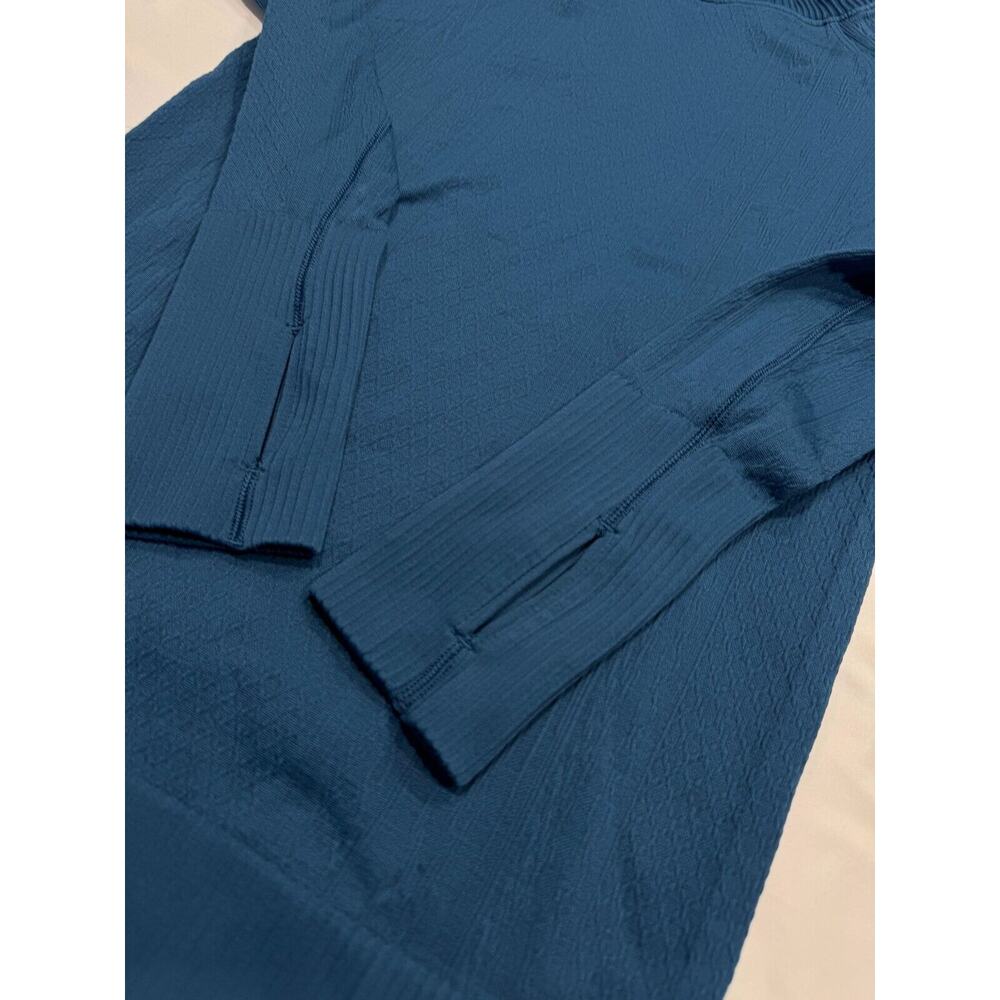 Lululemon‎ Rest Less Pullover Top - Picture 8 of 10